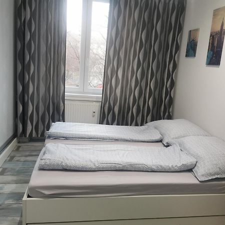 Modry Apartman, Racianska 29, ברטיסלאבה מראה חיצוני תמונה
